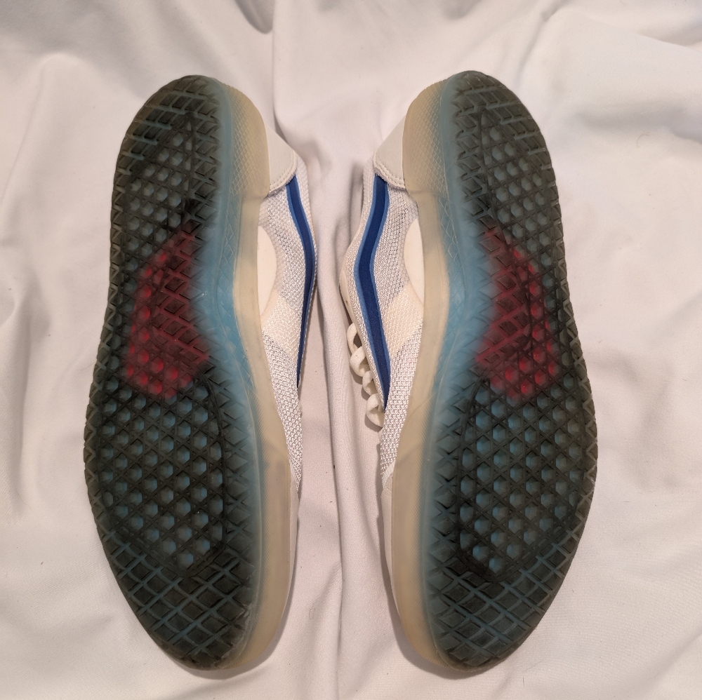 Vans AVE - Picture 10 of 10